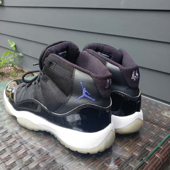 Air Jordan 11 Retro 'Space Jam' 2016 - Picture 1 of 9